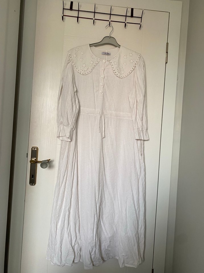 Düğmeli Beyaz Bohem Uzun Keten Elbise - Görsel 2