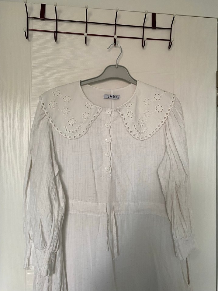 Düğmeli Beyaz Bohem Uzun Keten Elbise - Görsel 3