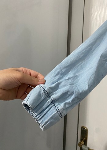 Mavi Bağcıklı Uzun Denim Elbise - Görsel 4