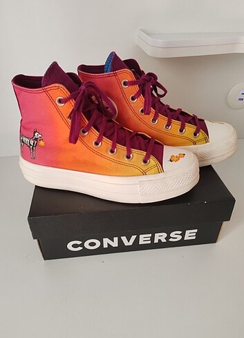 Converse 