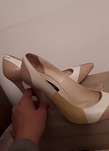 39 Beden Stiletto