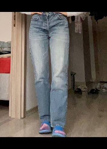 zara straight jean 