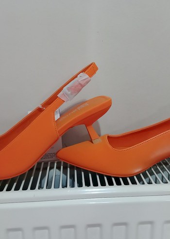 Butigo Stiletto Topuklu Ayakkabı