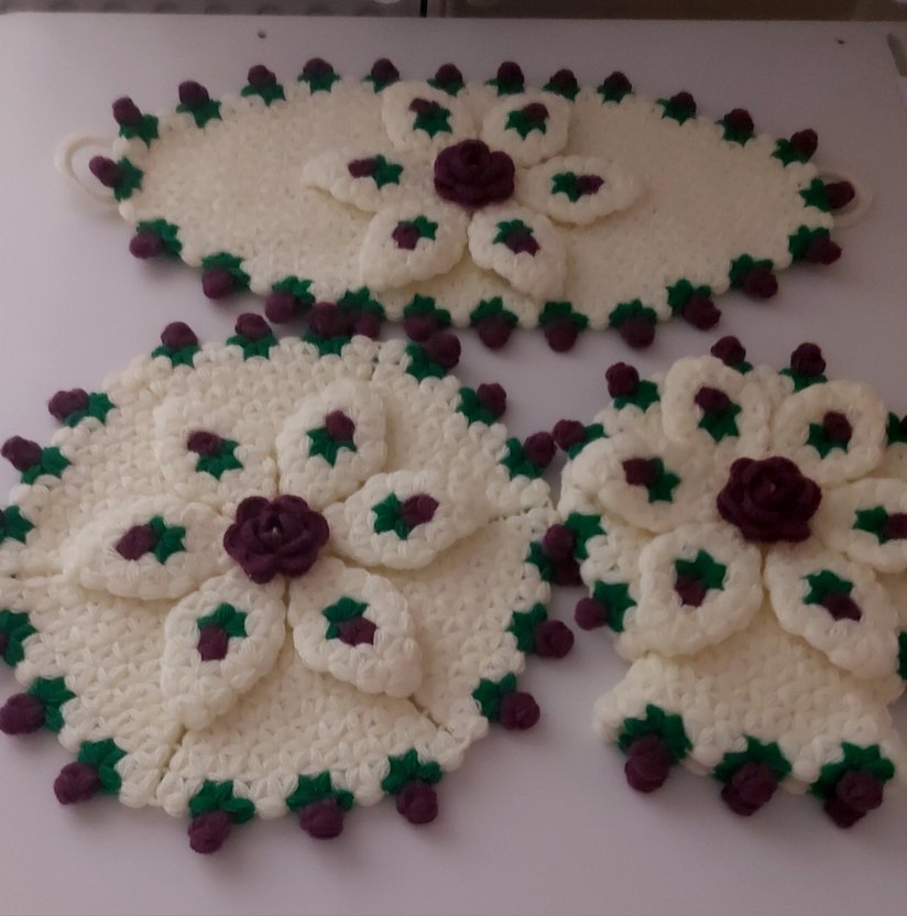 El Örgüsü Çiçek Desenli Krem Motifli lif takımı - Görsel 3