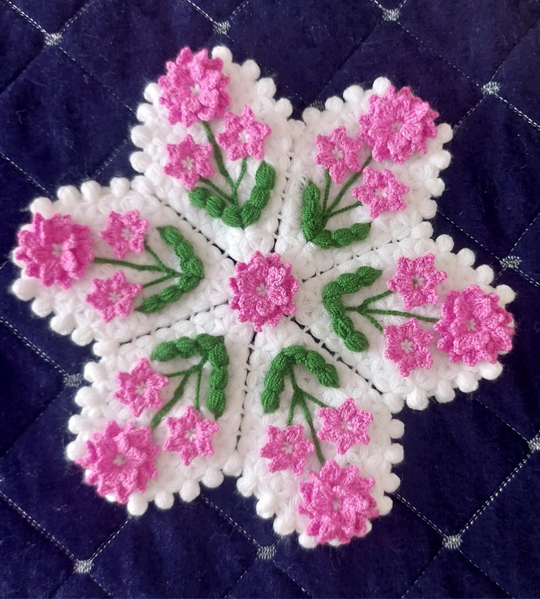 Pembe Çiçekli Beyaz El Örgüsü banyo lifi - Görsel 2