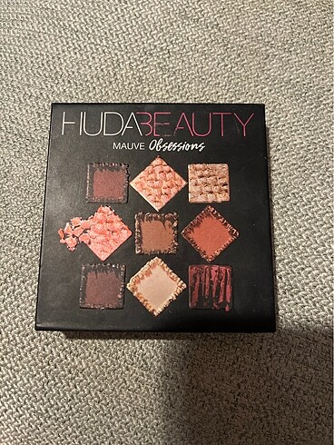 Huda Beauty Far Paleti