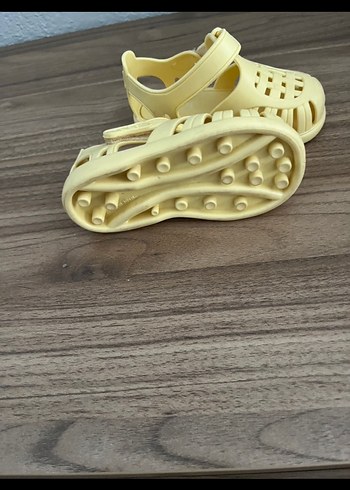 Sarı Tokalı sandalet Iğdır 21 numara - Görsel 2
