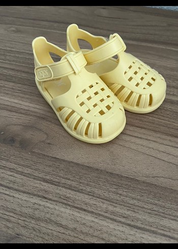 Sarı Tokalı sandalet Iğdır 21 numara - Görsel 3