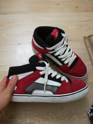 etnies ayakkabı