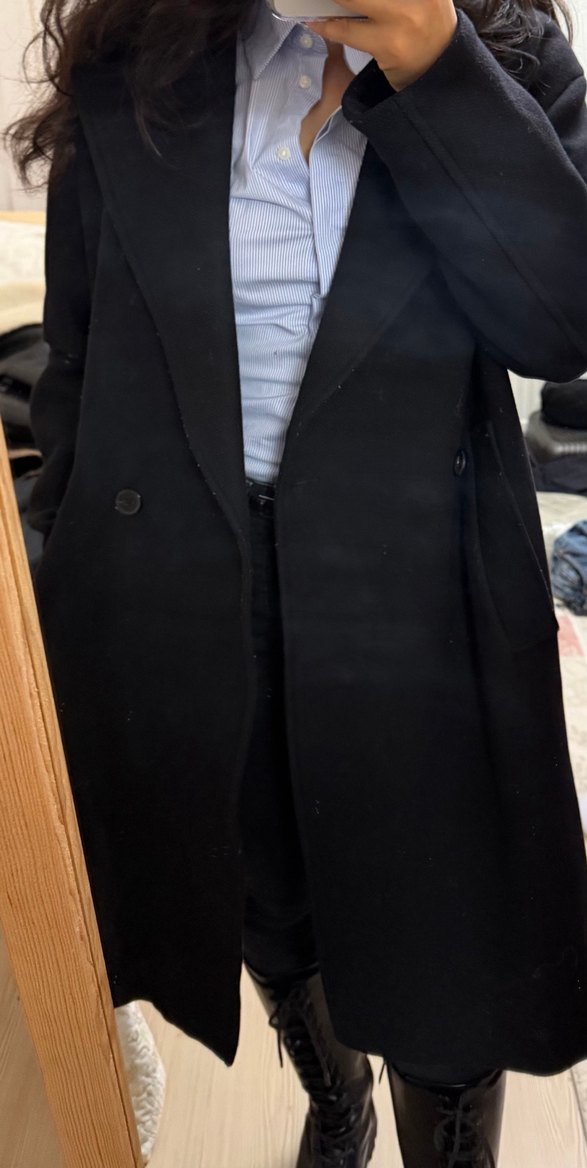 Siyah Çift Düğmeli Siyah Yünlü Kaban - Görsel 3