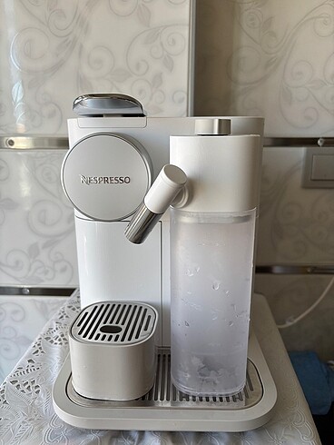 Nespresso F541