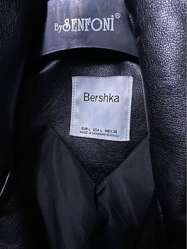 l Beden siyah Renk bershka deri ceket