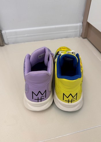 Nike Kyrie 7 Çift Renkli Basketbol Ayakkabısı - Görsel 3