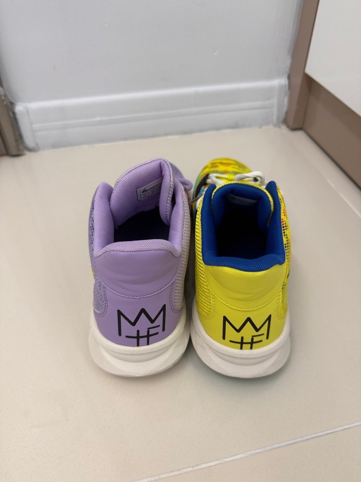 Nike Kyrie 7 Çift Renkli Basketbol Ayakkabısı - Görsel 3