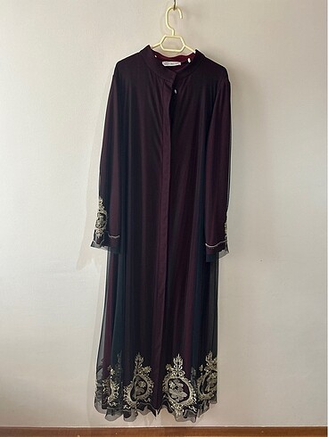 Siyah tüllü bordo büyük beden abaya