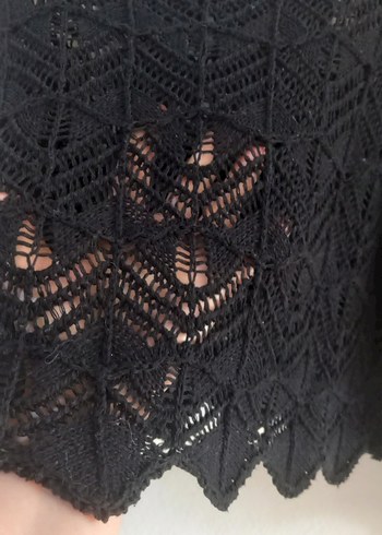 l Beden Ajurlu crop