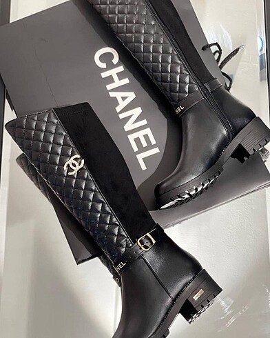Chanel Çizme Chanel Çizme %20 İndirimli - Gardrops