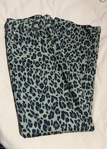 Leopar Desenli Kadın pantolon - Görsel 3