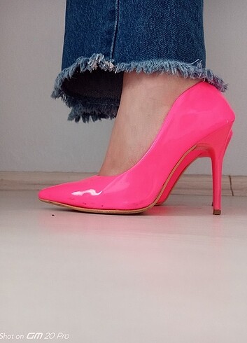 37 Beden stiletto topuklu ayakkabı fuşya