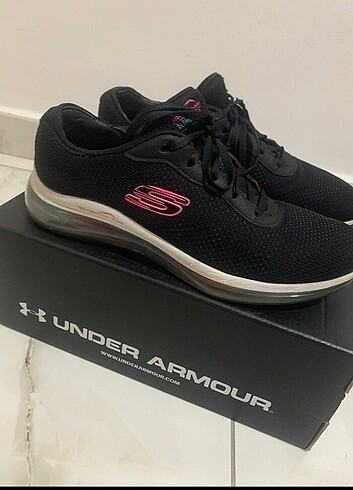 Skechers spor ayakkabı