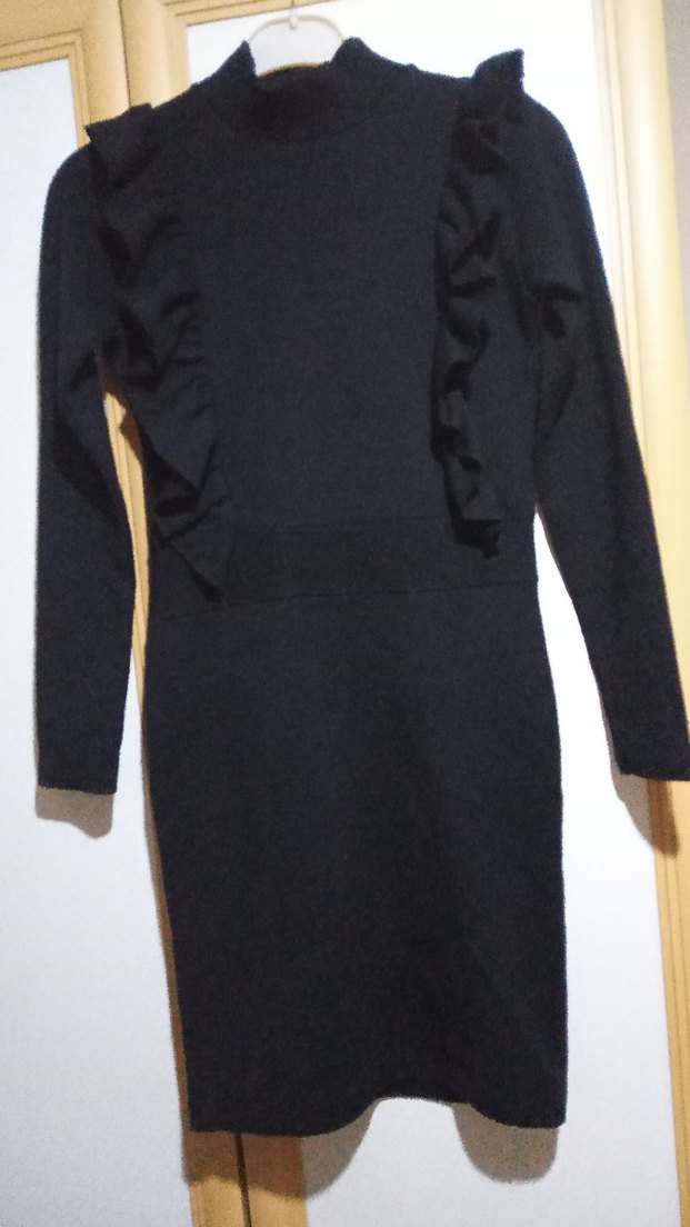 Siyah Fırfırlı Midi Triko Elbise - Görsel 2