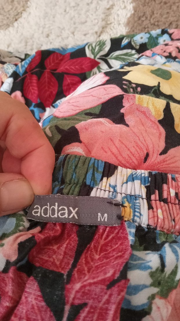 Çiçek Desenli etek - Görsel 3