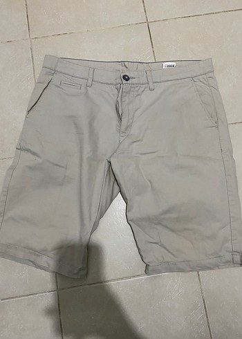 Bej Regular Fit Kısa Pamuklu Erkek Şort