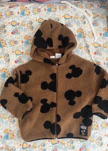 Kahverengi Kapüşonlu Erkek Çocuk Peluş Ceket