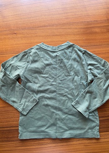 Gap yeşil uzun kollu tişört - Görsel 4