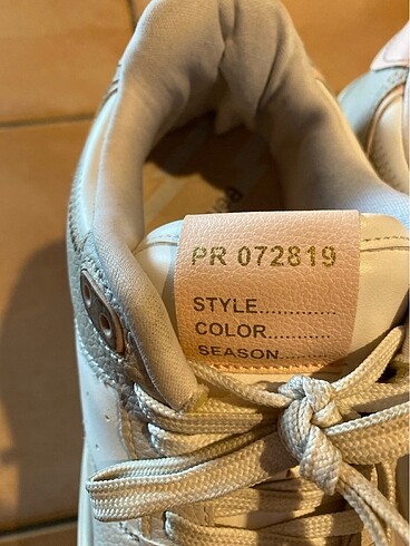 38 Beden beyaz Renk Bershka Ayakkabı