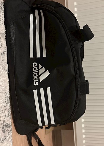 Adidas Siyah Fermuarlı Spor Çantası - Görsel 2