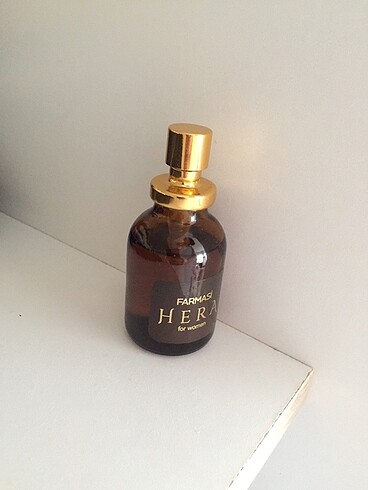 farmasi hera parfum
