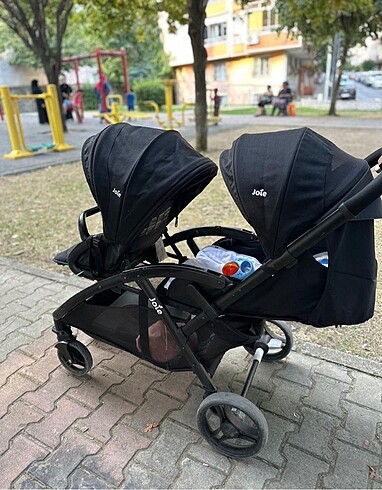 İkiz bebek arabası