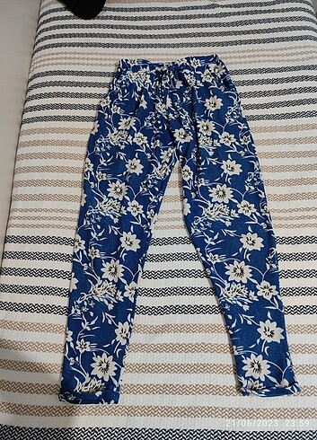 Desenli pantalon 