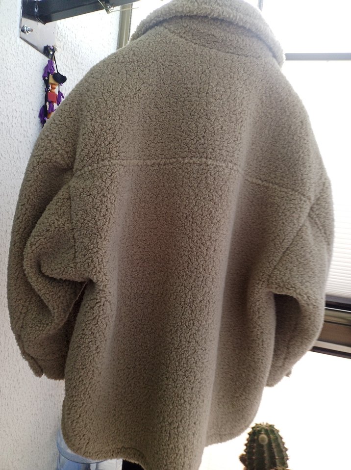 Pull&Bear Ekru Peluş Ceket — görsel 7/9