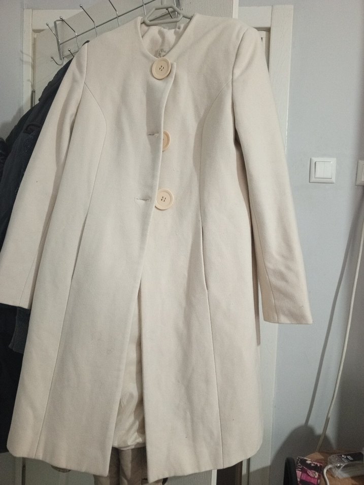 Ekru Kadın Kaban - Görsel 2