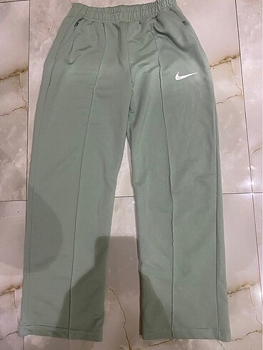 Nike kadın eşofman altı