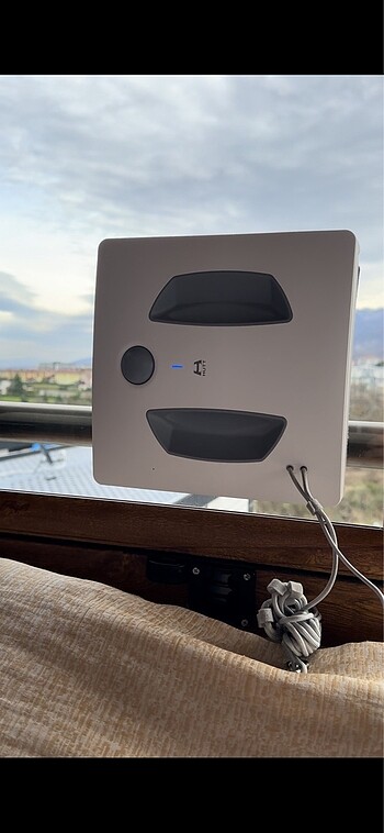 Hutt W55 cam silme robotu