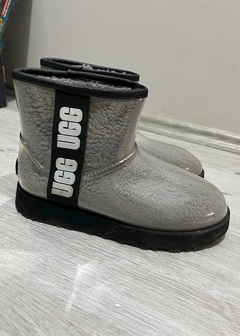 Ugg 39