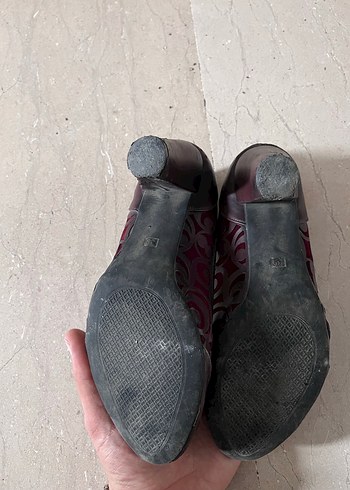 Klasik Bordo Tokalı Stiletto - Görsel 3