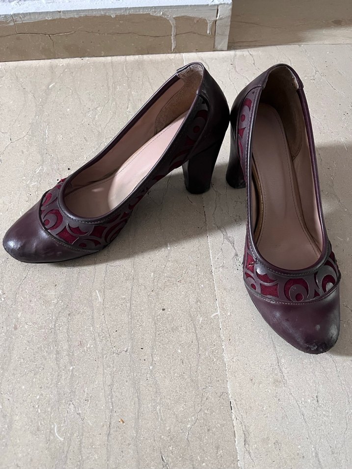 Klasik Bordo Tokalı Stiletto - Görsel 2