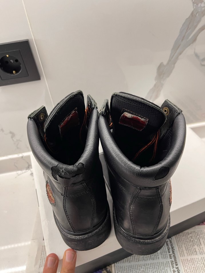 Erkek bot - Görsel 3