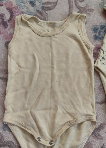 Bej Pamuklu Kolsuz Bebek Body - Görsel 3