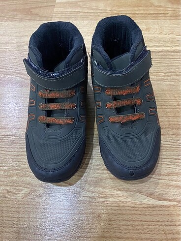 LC Waikiki erkek çocuk bot