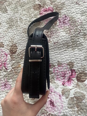 Beden siyah baget çanta