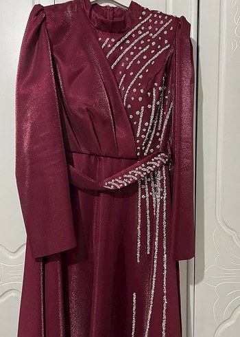 42 Beden bordo Renk Bordo Uzun Kollu Drape İşlemeli Abiye Elbise