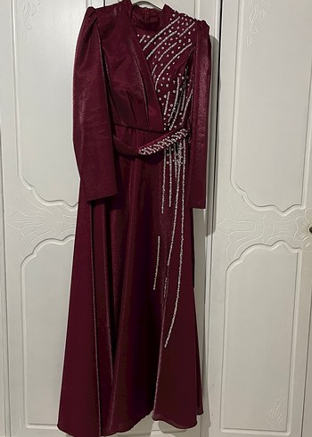 Bordo Uzun Kollu Drape İşlemeli Abiye Elbise