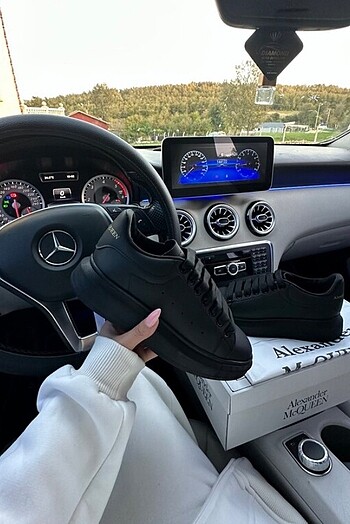 Alexander McQueen McQueen Ayakkabı