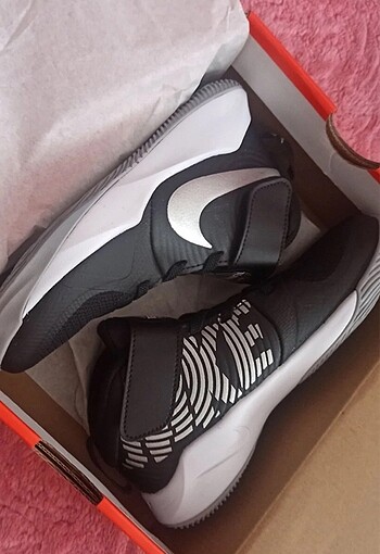 Nike Team hustle basketbol ayakkabısı