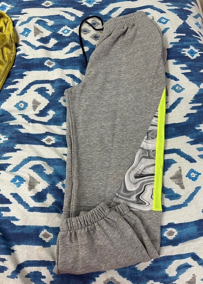 Mizelleden alındı bir kez giyildi - Görsel 2